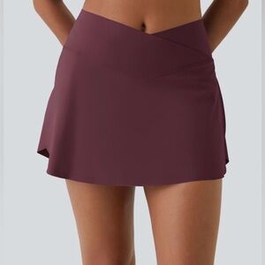 NWOT HALARA Women's Mini Skirt in Burgundy